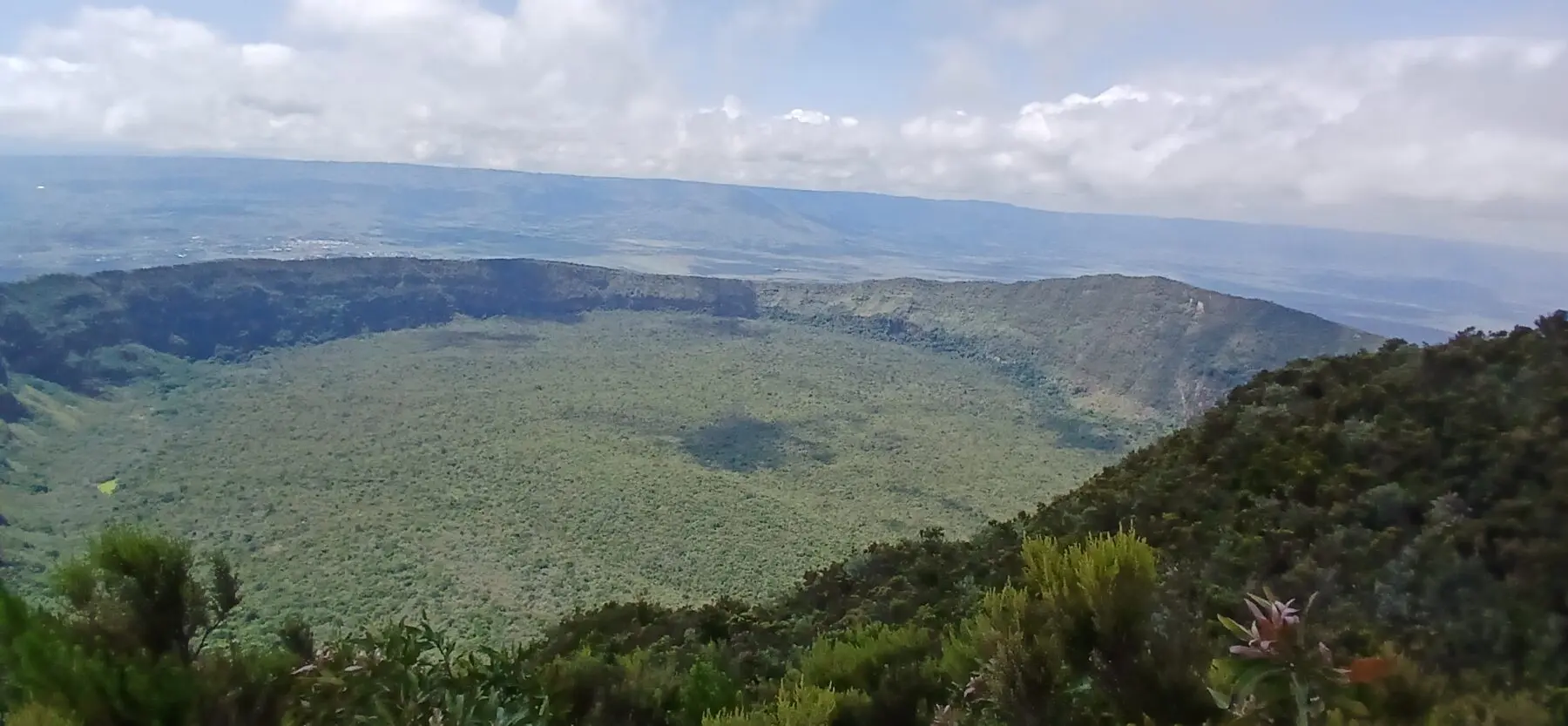 Mount Longonot Hike & Lake Naivasha Boat Safari – 1-Day Adventure from Nairobi